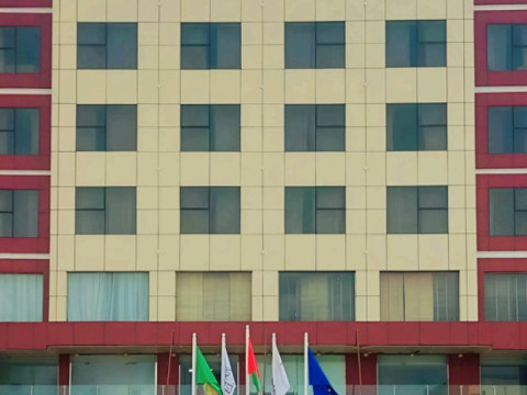 CARNELIAN MUSCAT - AIRPORT HOTEL