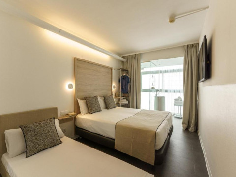 Casa Lit Barcelona by Ona