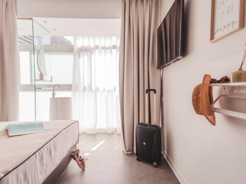 Casa Lit Barcelona by Ona