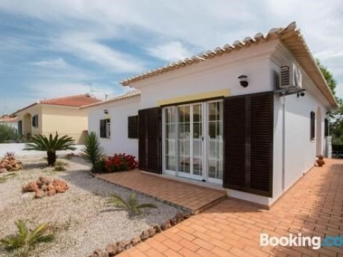 Casa Novo Horizonte by Portucasa