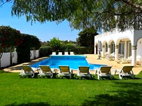 CASA OLEANDRO BY FLO