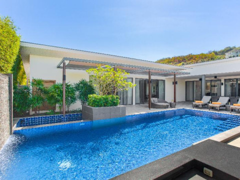 CASABAY LUXURY POOL VILLAS