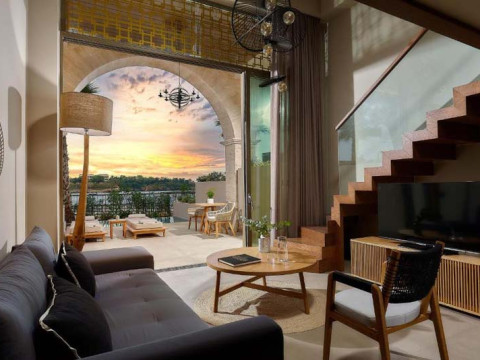 CASTELLO INFINITY SUITES (Adults Only)