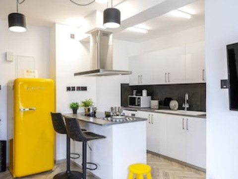 CASTLE HOLIDAY APARTMENTS