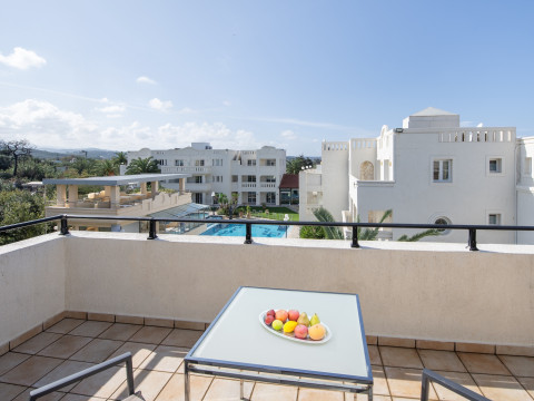 CASTLE SUITES VILLAGE