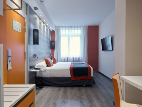 Hotel Catalonia Mikado