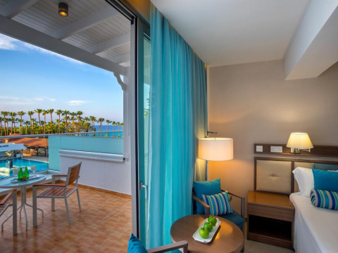Cavo Maris Beach