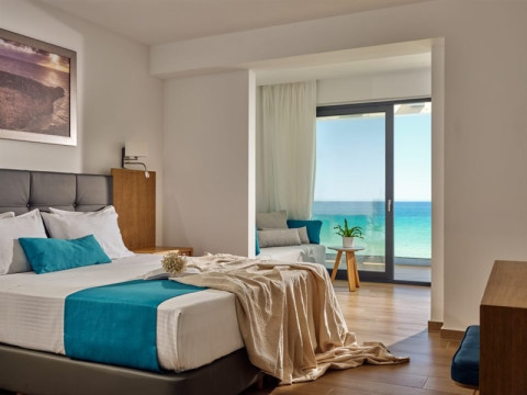 CAVO ORIENT BEACH