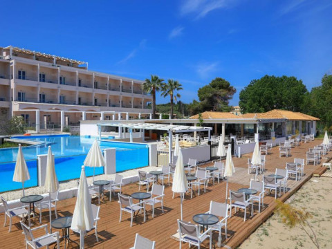 Cavomarina Beach Hotel