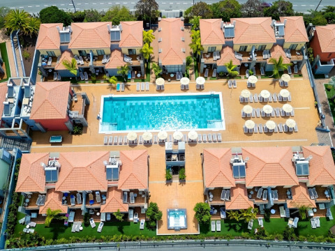 CAYBEACH MELONERAS