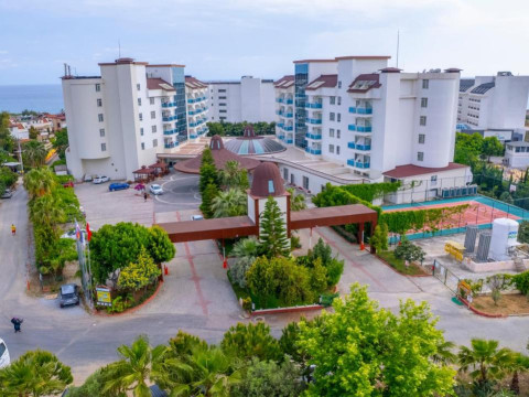 CENGER BEACH RESORT