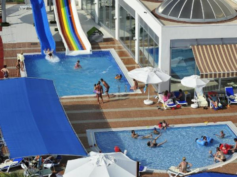 CENGER BEACH RESORT