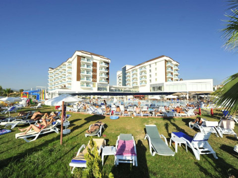 CENGER BEACH RESORT