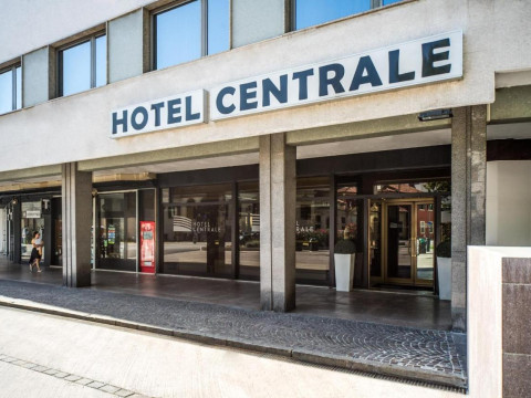 Centrale