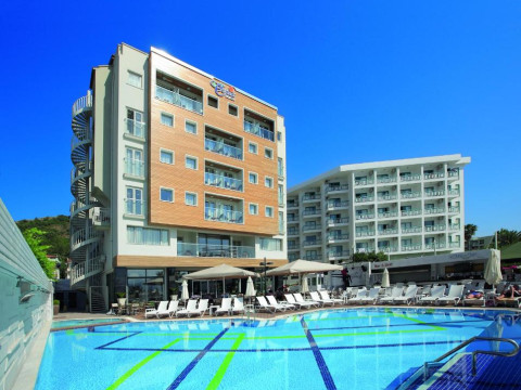 Cettia Beach Resort