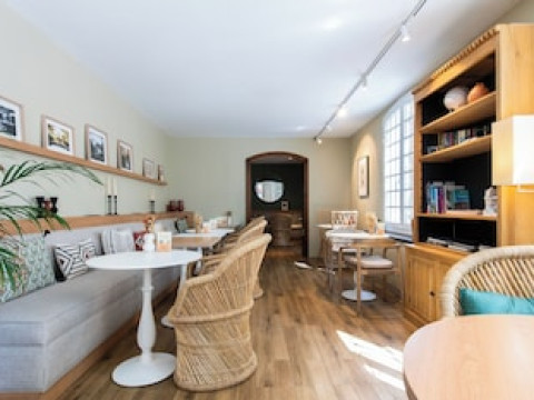 CEZANNE BOUTIQUE