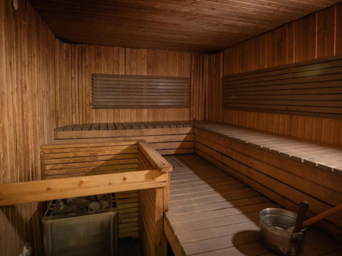 Charter Laponia - Hotel Karhu
