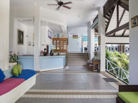 Chom View Hotel