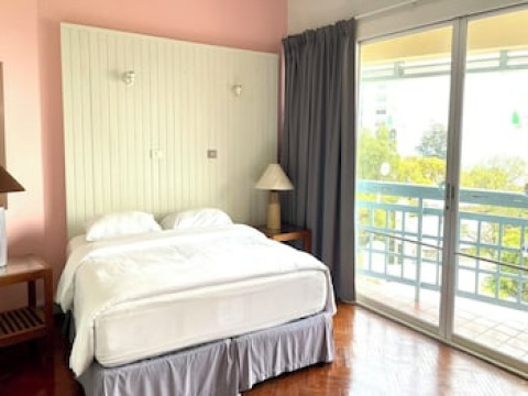 Chom View Hotel