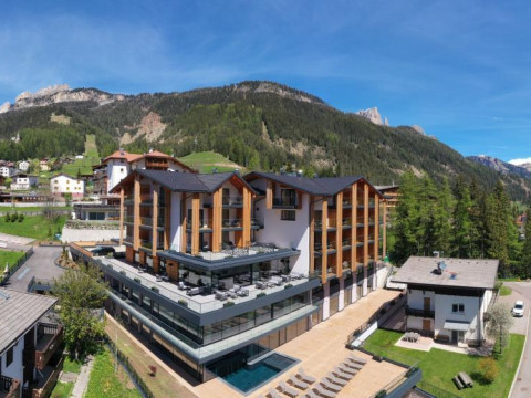 CIAMPEDIE LUXURY ALPINE SPA 