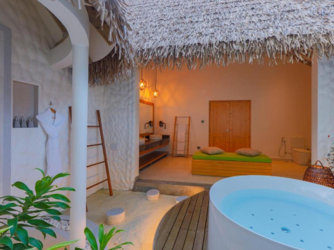 Cinnamon Dhonveli Resort Maldives
