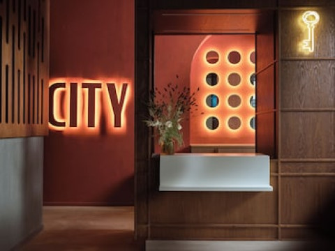 CITY HOTEL