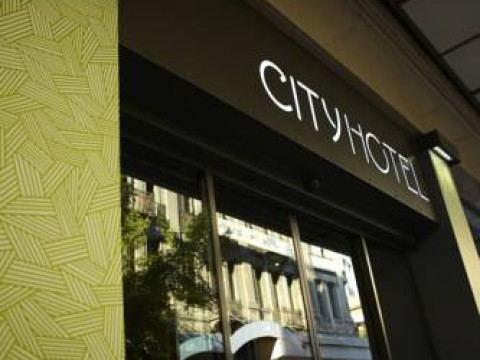 CITY HOTEL