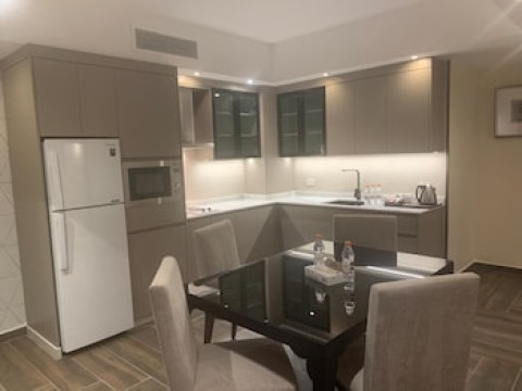 CITY ROSE HOTEL SUITES
