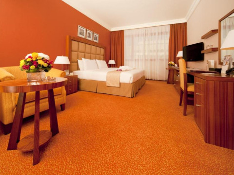 City Seasons Al Hamra Hotel