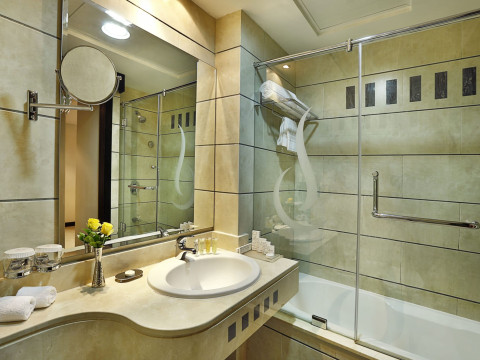 CITY SEASONS HOTEL MUSCAT