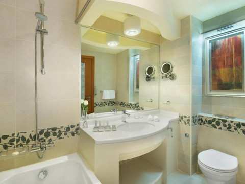 City Seasons Towers Bur Dubai