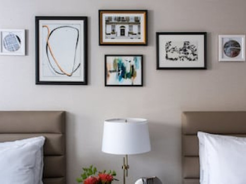 CLARIDGE HOUSE CHICAGO, TAPESTRY COLLECTION BY HILTON