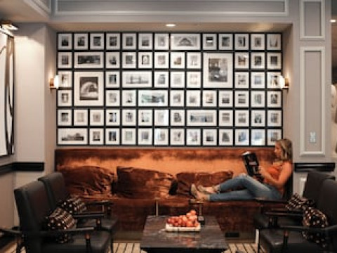 CLARIDGE HOUSE CHICAGO, TAPESTRY COLLECTION BY HILTON