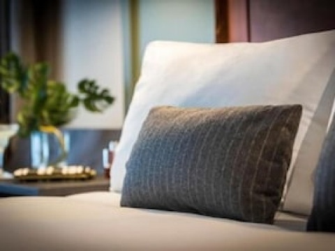 CLAYTON HOTEL CITY OF LONDON