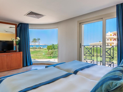 CLEOPATRA LUXURY RESORT MAKADI BAY