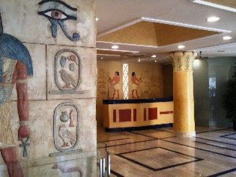 Cleopatra SPA