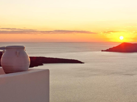 Cliff Side Suites