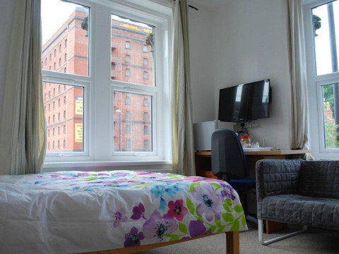 Clift Guest House