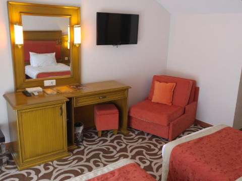 CLUB BORAN MARE BEACH