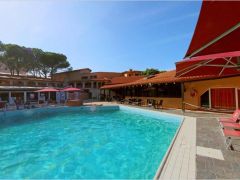 Hotel Club Esse Cala Bitta