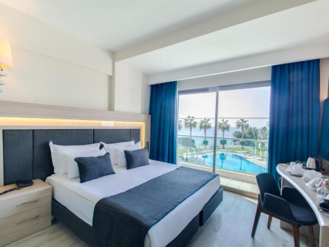 CLUB HOTEL FALCON