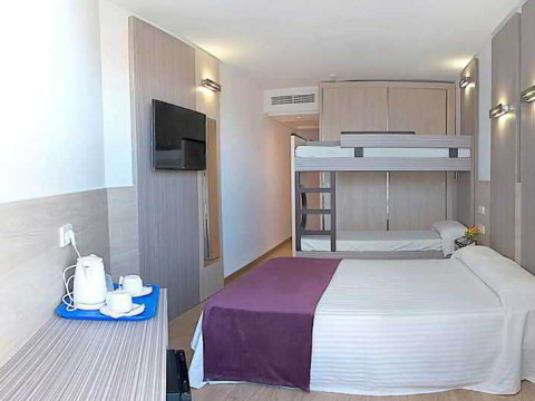 Club Mac Hotel