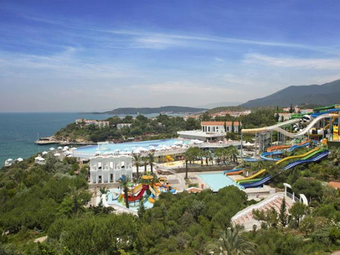 Alea Hotel & Suites