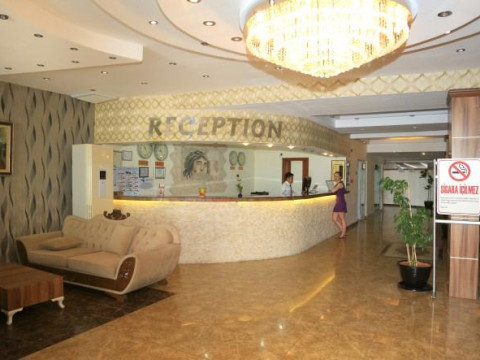 BQ Andalucia Beach Hotel
