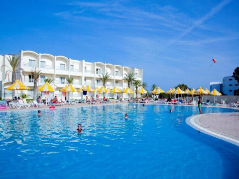 AL HAMRA VILLAGE & RESIDENCE
