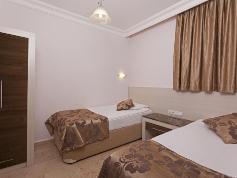 CLUB PARADISO HOTEL & RESORT