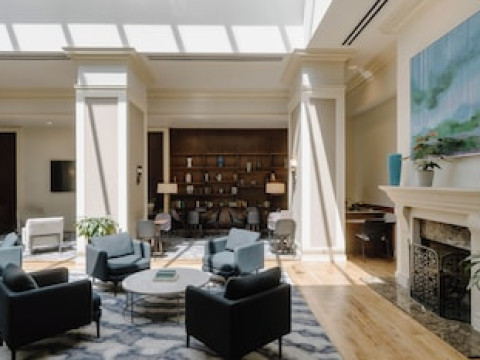 CLUB QUARTERS IN PHILADELPHIA