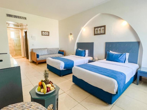 Club Reef Resort & Spa