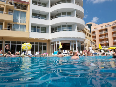SUN PALACE
