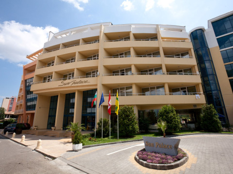 SUN PALACE